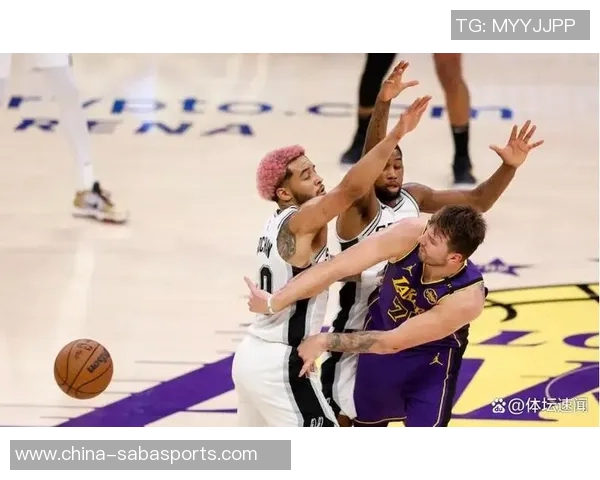 湖人新秀蒂耶罗首战表现平平黄蜂34号秀闪耀全场贡献13分7板 湖人新秀蒂耶罗首战表现平平黄蜂34号秀闪耀全场贡献13分7板